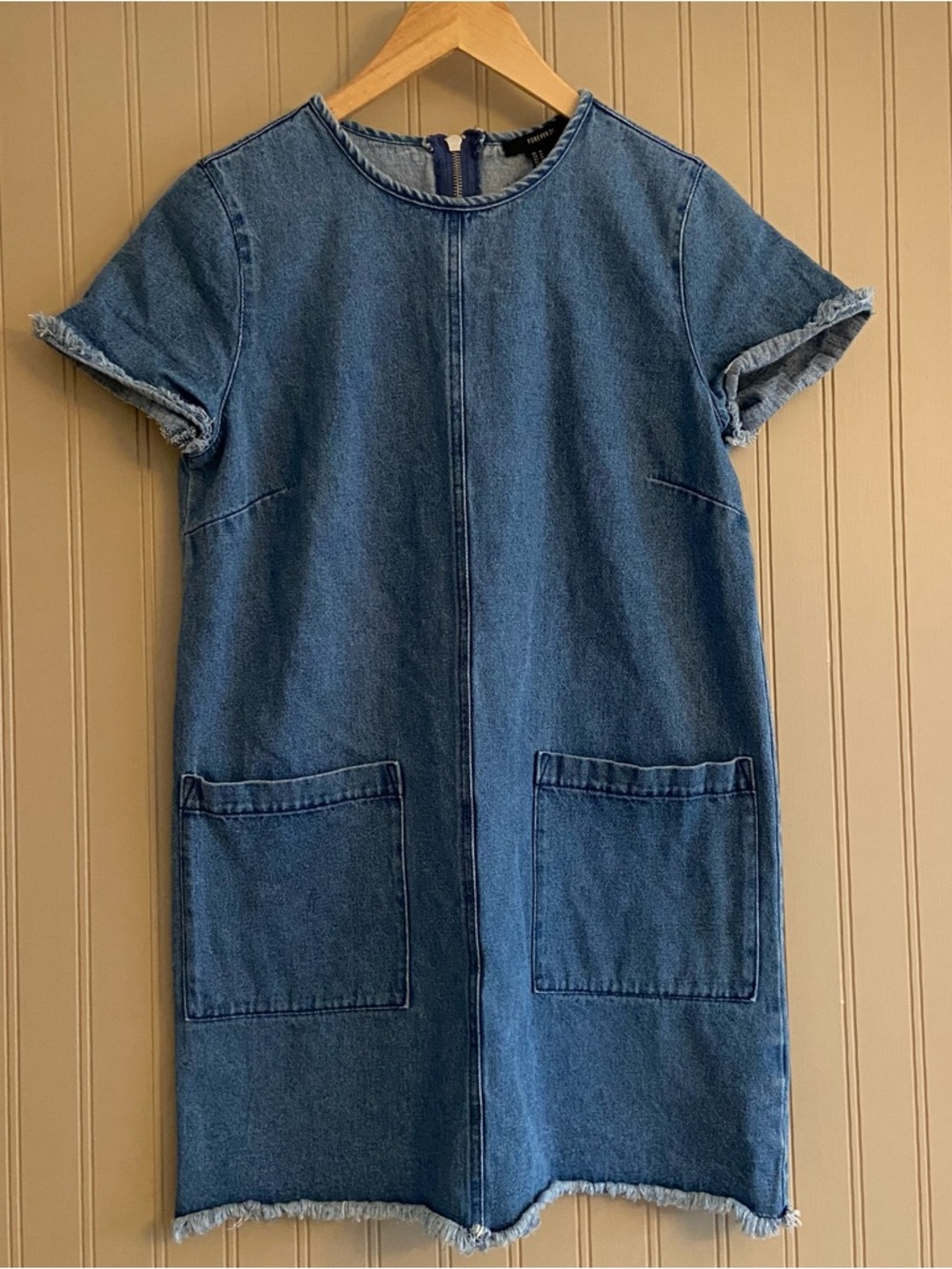 Y2K Super Cute Forever 21 Raw Edge Denim Mini Dress Women’s Size Medium - Picture 7 of 8